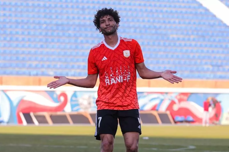 أهداف عالمية وتجربة أوروبية لم تكتمل.. من هو عمرو ناصر صفقة الزمالك المحتملة؟ (فيديو)